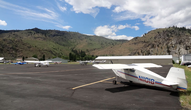Lake Chelan airport parking Lake Chelan airport parking